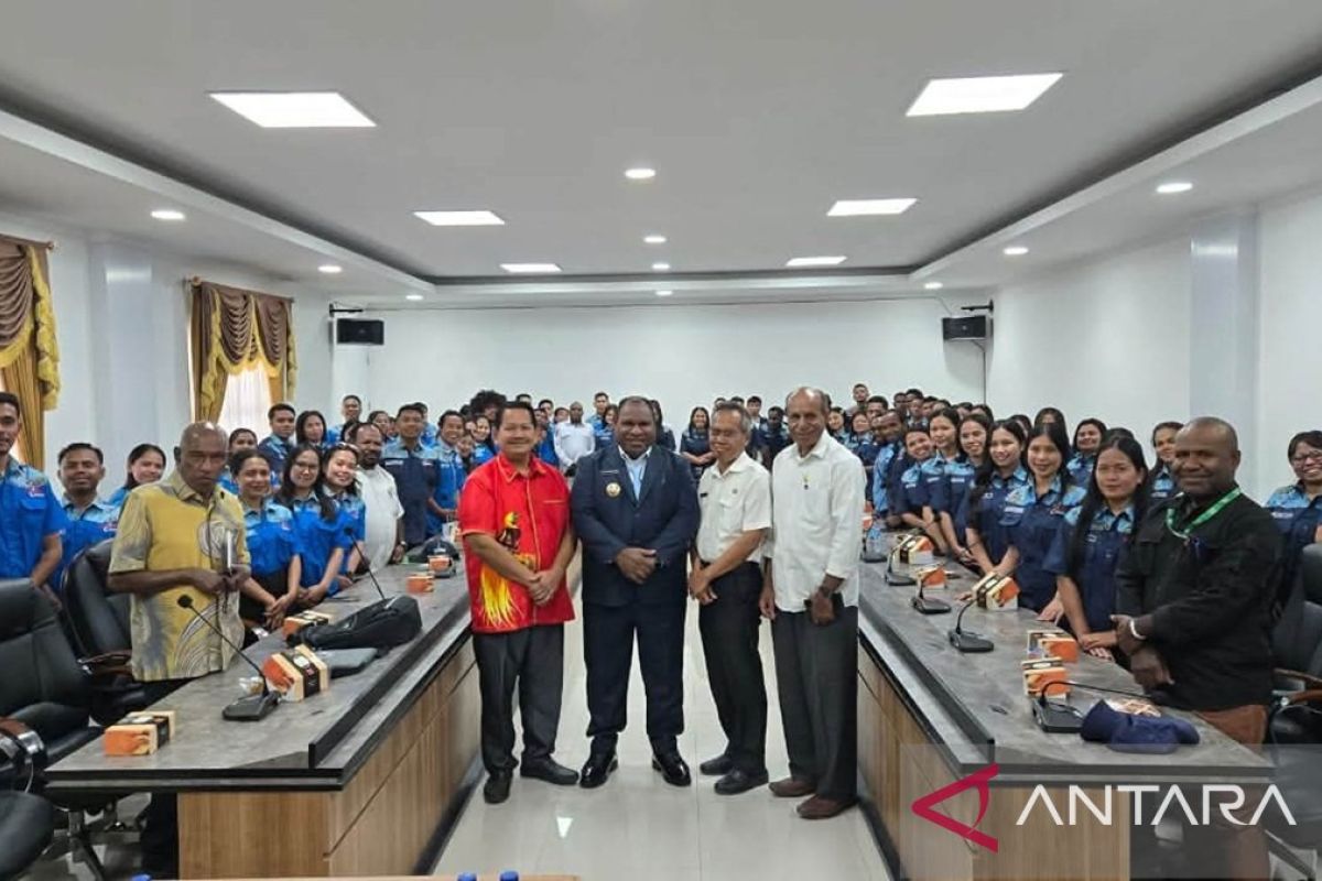 Smart Indonesian Teachers Represent New Hope in the Heart of Papua