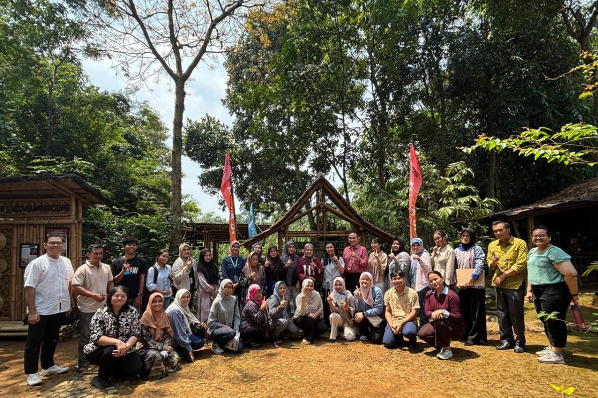 IPTI Maps Development Needs for Saung Eling Tourism Village