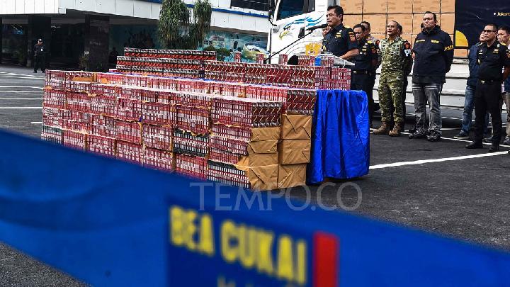Why Did Minister Purbaya Meet With Illegal Cigarette Businesses?