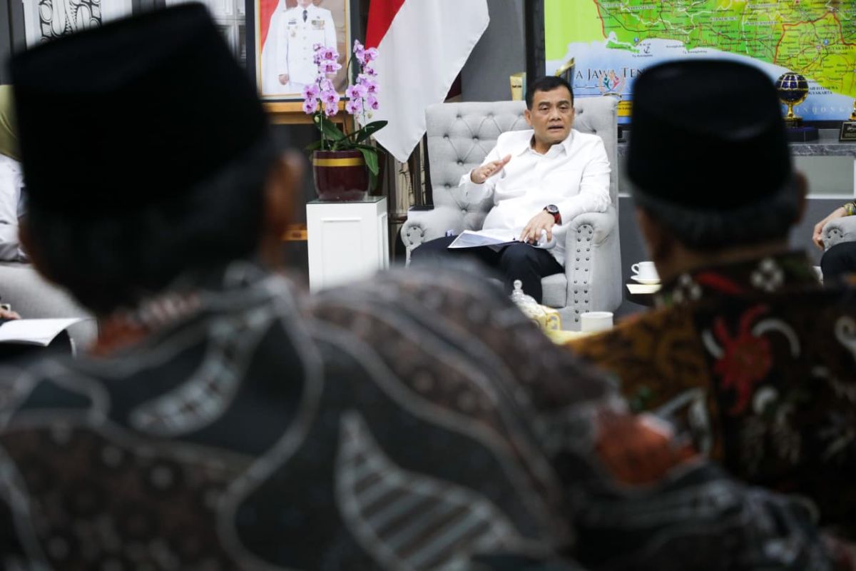 Central Java Provincial Government and Six UIN Campuses Synergise to Tackle Poverty