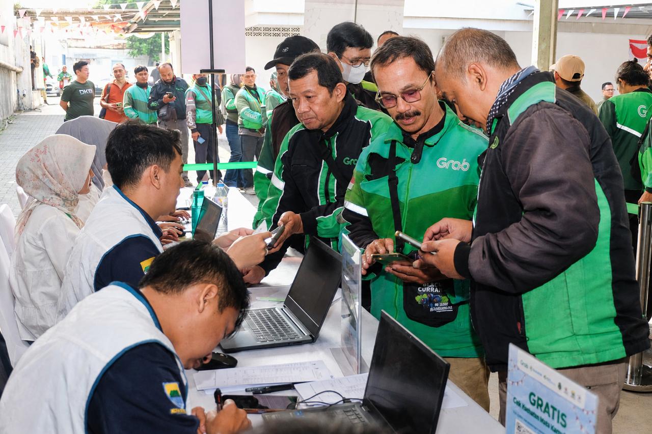Grab Indonesia and Ministry of Health Hold Free Health Checks for Grab Drivers in Bandung