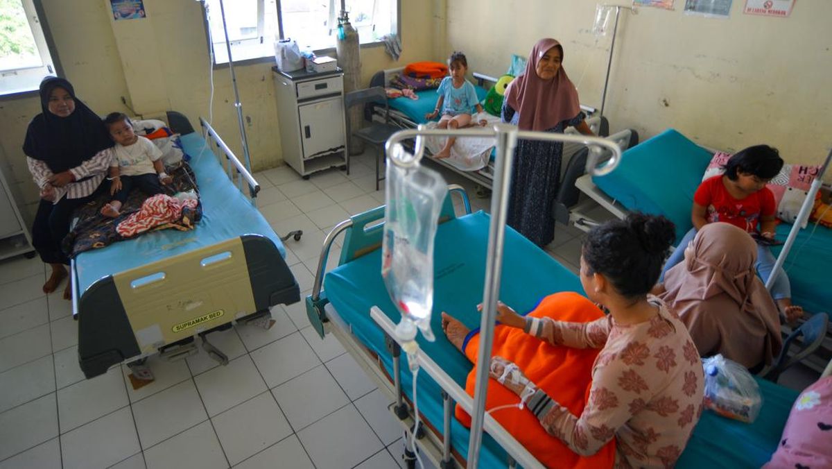 334 Students and Teachers in Agam, West Sumatra, Suffer Food Poisoning from MBG Programme