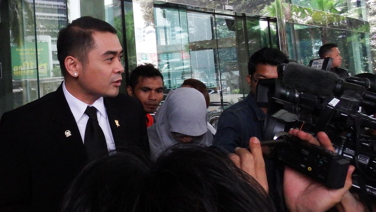 Indonesian Military Investigating Identity of Soldier Accompanying Arya Wedakarna in Thailand