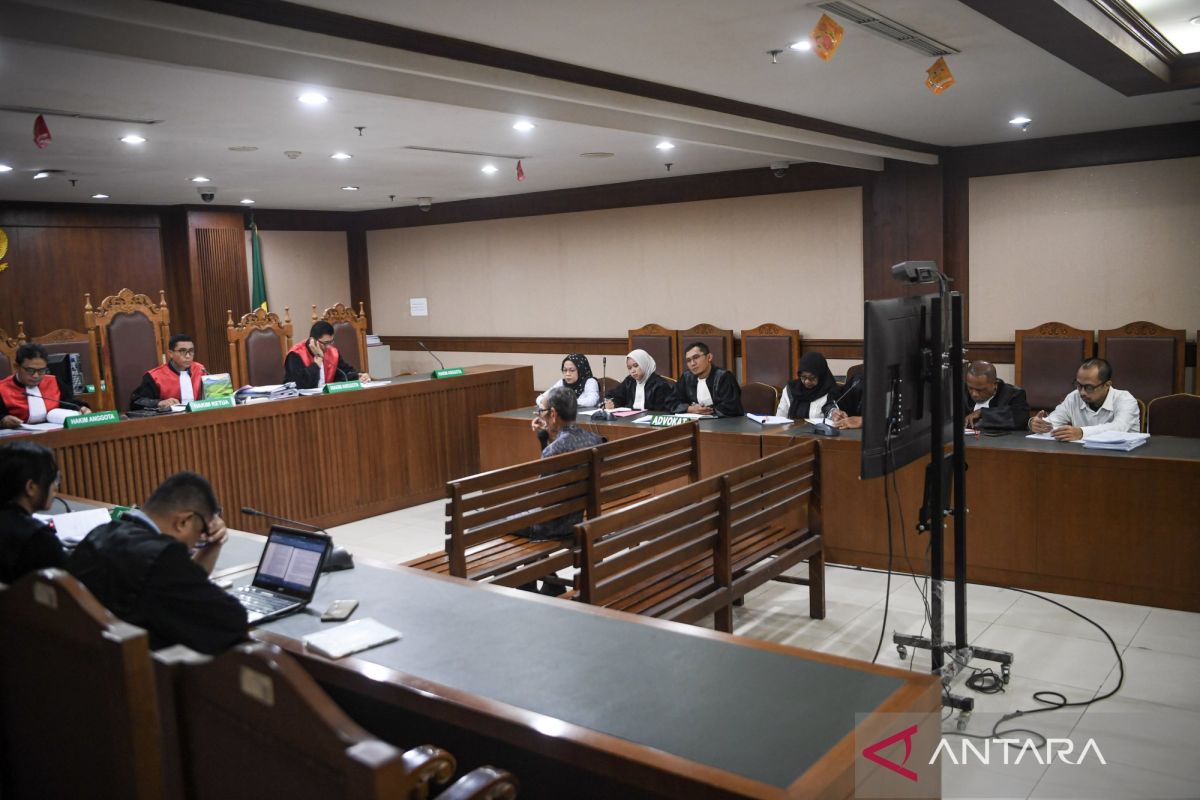 Three defendants in BPJS Ketenagakerjaan case face sentencing hearing