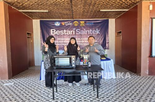 UI Faculty of Pharmacy Holds Hanjeli Beverage Processing Training in Sukabumi
