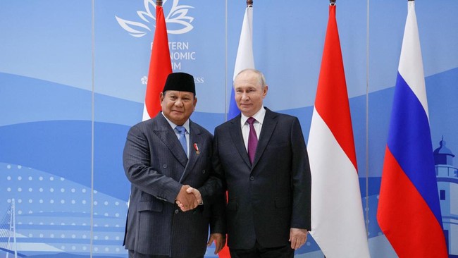 Moments of Warmth Between Prabowo and Putin in Russia, Sharing Meals and Laughter