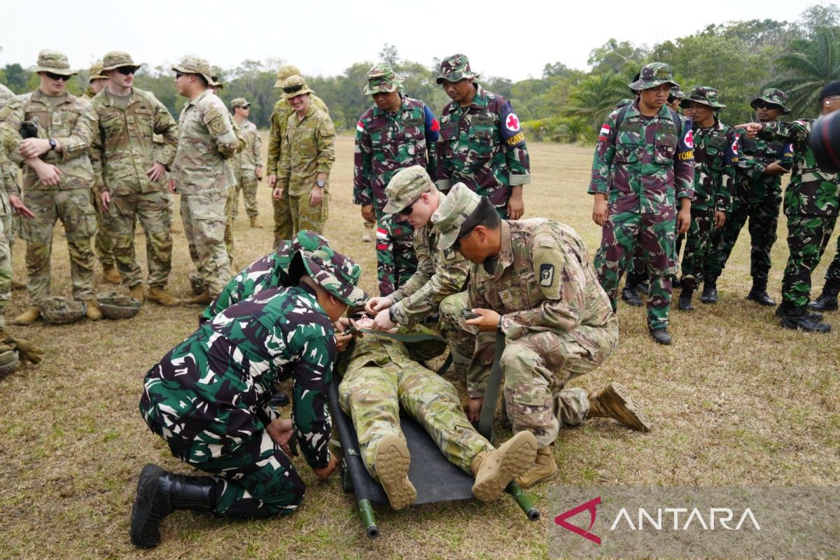 TNI and Soldiers from Partner Nations Strengthen Evacuation Capabilities via SGS