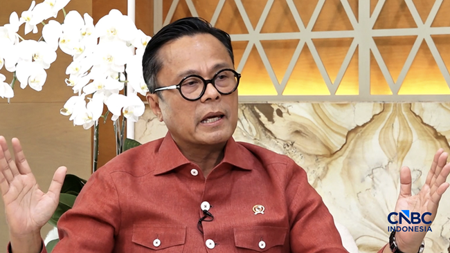 Driving Development, Danantara Highlights Hutama Karya as Benchmark