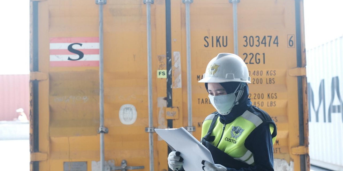 Indonesian-made Hangers Ready to Decorate Global Supply Chains