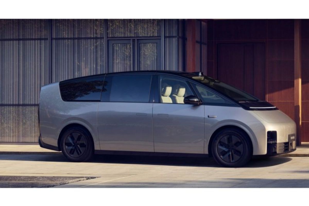 Second Generation of Li Mega Launched