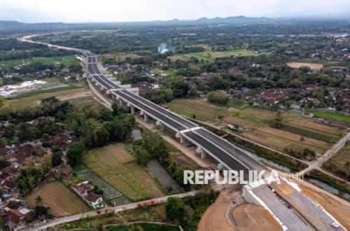 Targeting 8 Per Cent Economic Growth: Investment Must Create Jobs
