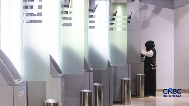 Banking Liquidity Remains Tight, Credit Growth Remains Uneven
