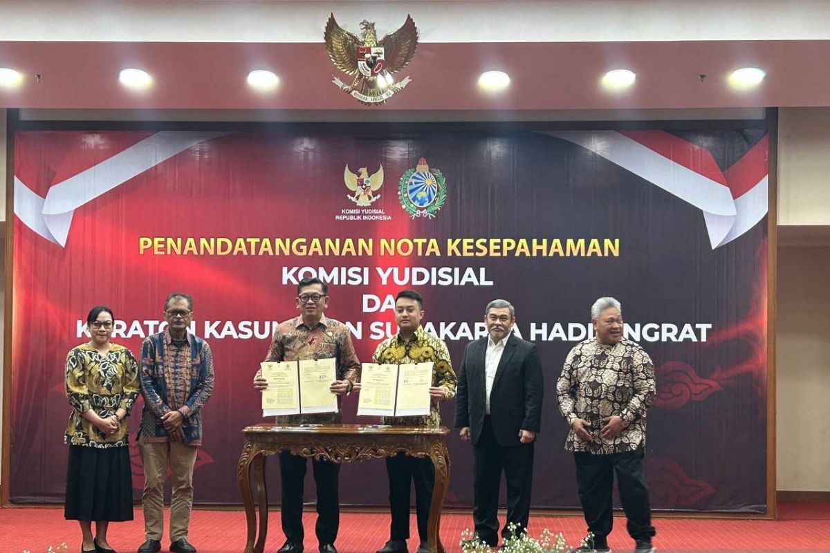 KY-Surakarta Palace Sign MoU to Realise Clean Judiciary