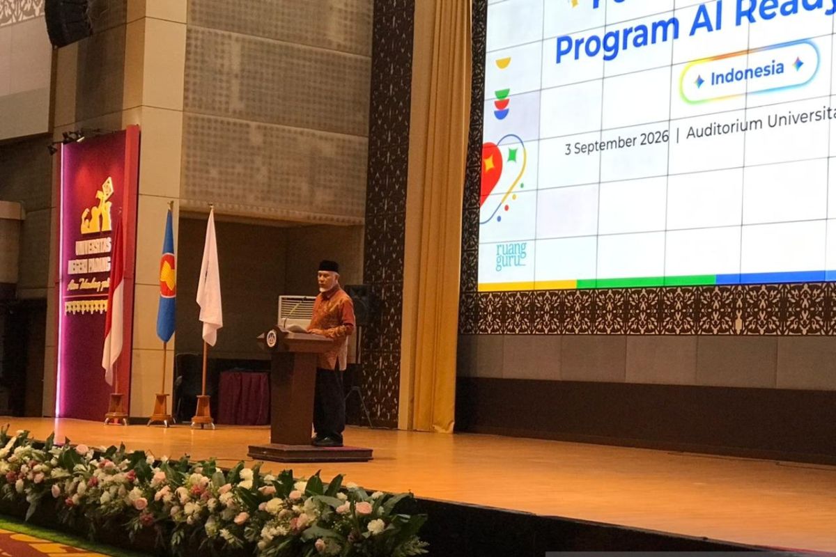 West Sumatra Provincial Government and Ruang Guru Train Teachers and Students on AI Usage