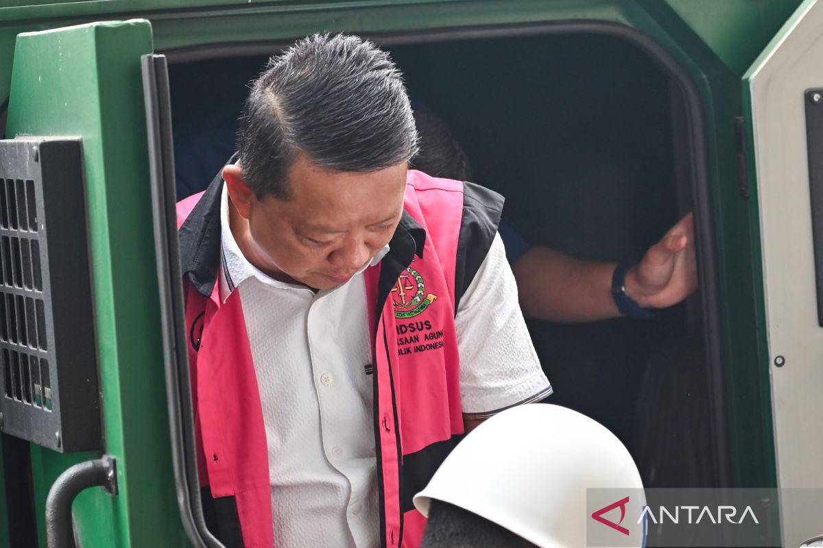 Febrie Adriansyah Interrogated as Minister of Forestry Takes Action Against Companies