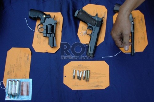 Drunk Man Posing as Journalist Extorts Trader in Bandung Using Airsoft Gun