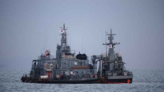 Asian Giant Set to Intervene in Strait of Hormuz, Deploying Troops