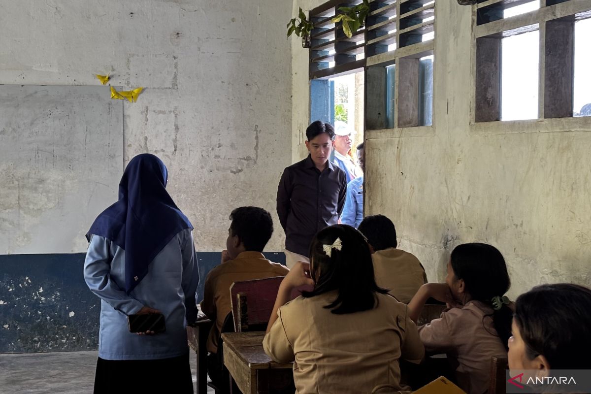 Vice President Inspects School in Tapteng, Ensures Accelerated Repairs