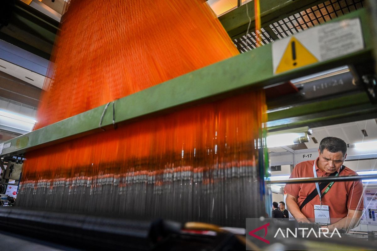 BPJPH States Halal Aspects Must Also Be Considered in Textile Industry