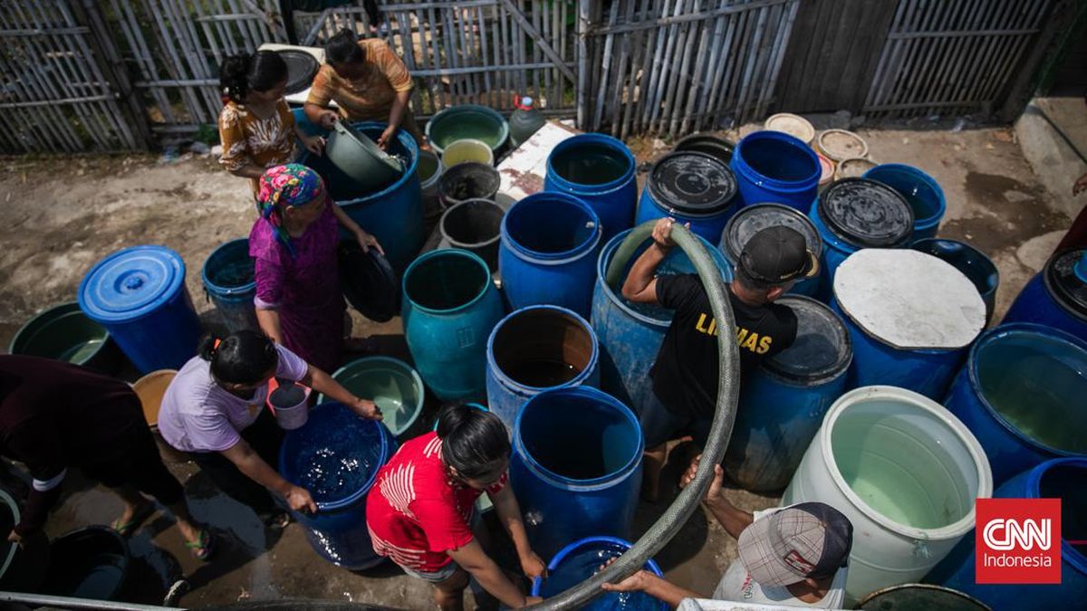 Five Jakarta Areas on Drought Alert, BPBD Prepares Clean Water Supply