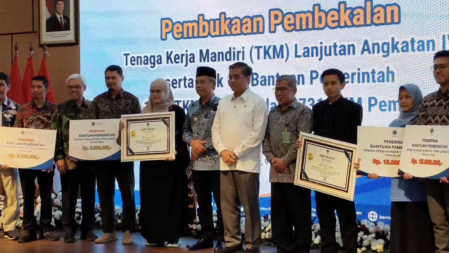 Ministry of Manpower distributes business assistance to one thousand advanced independent workers