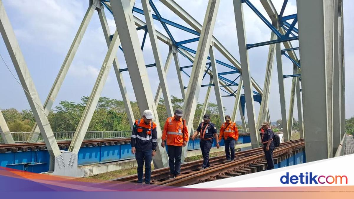 21 Train Services in Purwokerto Region Suspended Following M 5.4 Cilacap Earthquake