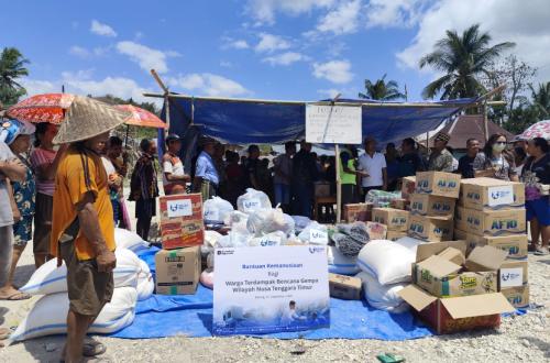 NTT Earthquake: BRI Life Distributes Aid to Two Villages in Manggarai