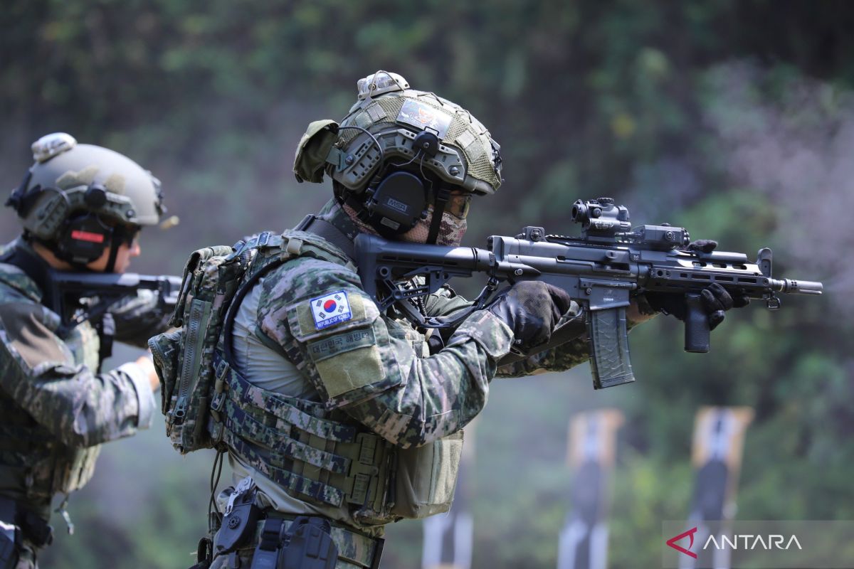 Indonesian marines conduct shooting drill with US, Japan, South Korea