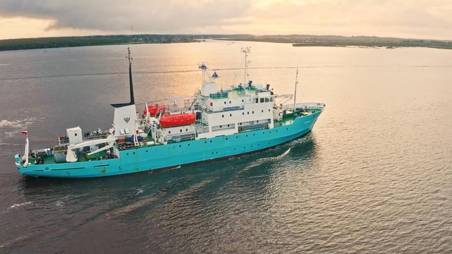 Caught by 'Eagle Eye': Russian Ship Seized to Settle Debts