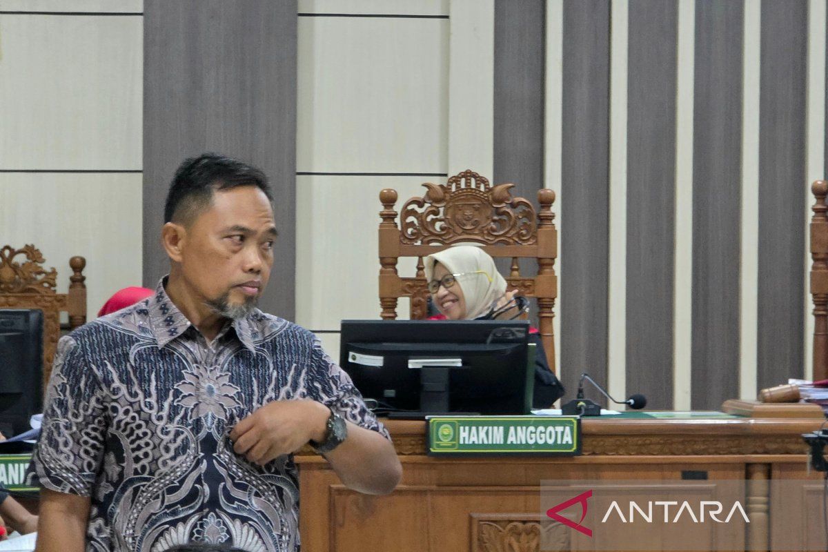 Cilacap Regent Trial Reveals Rp265 Million Eid Bonus Distribution to Regional Leadership Forum