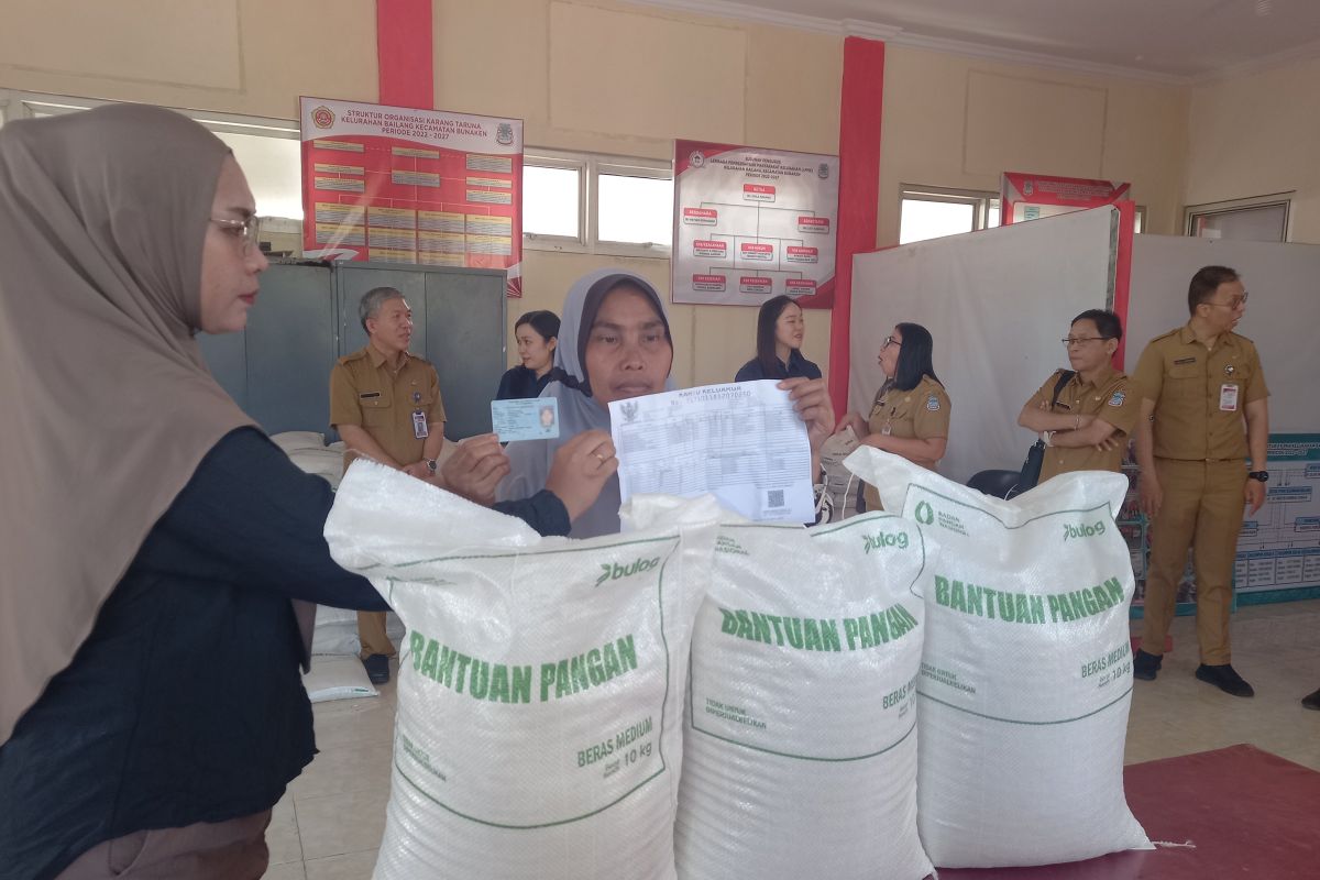 Food assistance ignites hope for family living in earthen-floored home