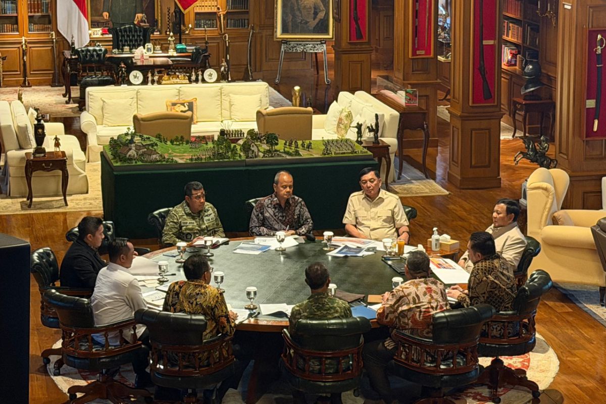Prabowo orders strict and accountable enforcement in forest areas