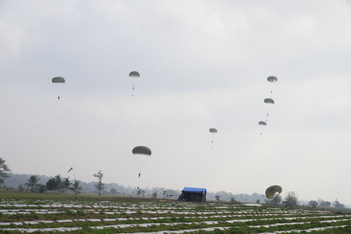 Garuda Shield 2026 in Baturaja features paratroopers from five nations