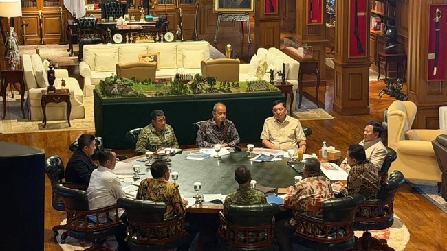 Prabowo Aims to Close Another 700 SOEs This Year, Saving the State Rp 100 Trillion