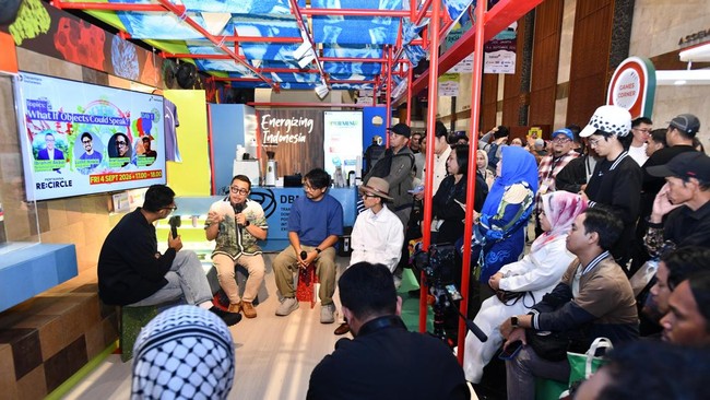 Through SAF, Pertamina Introduces Energy Transition to Young Generation