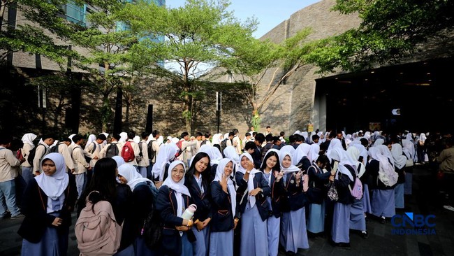Discussing Youth Investment, Day 2 of Lampung Financial Festival Intensifies