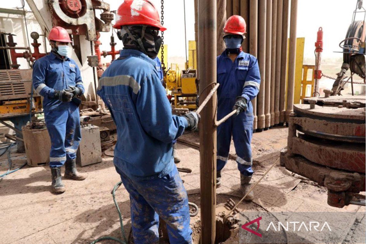 Iraq prepares alternative export routes, targeting 5 million barrels per day