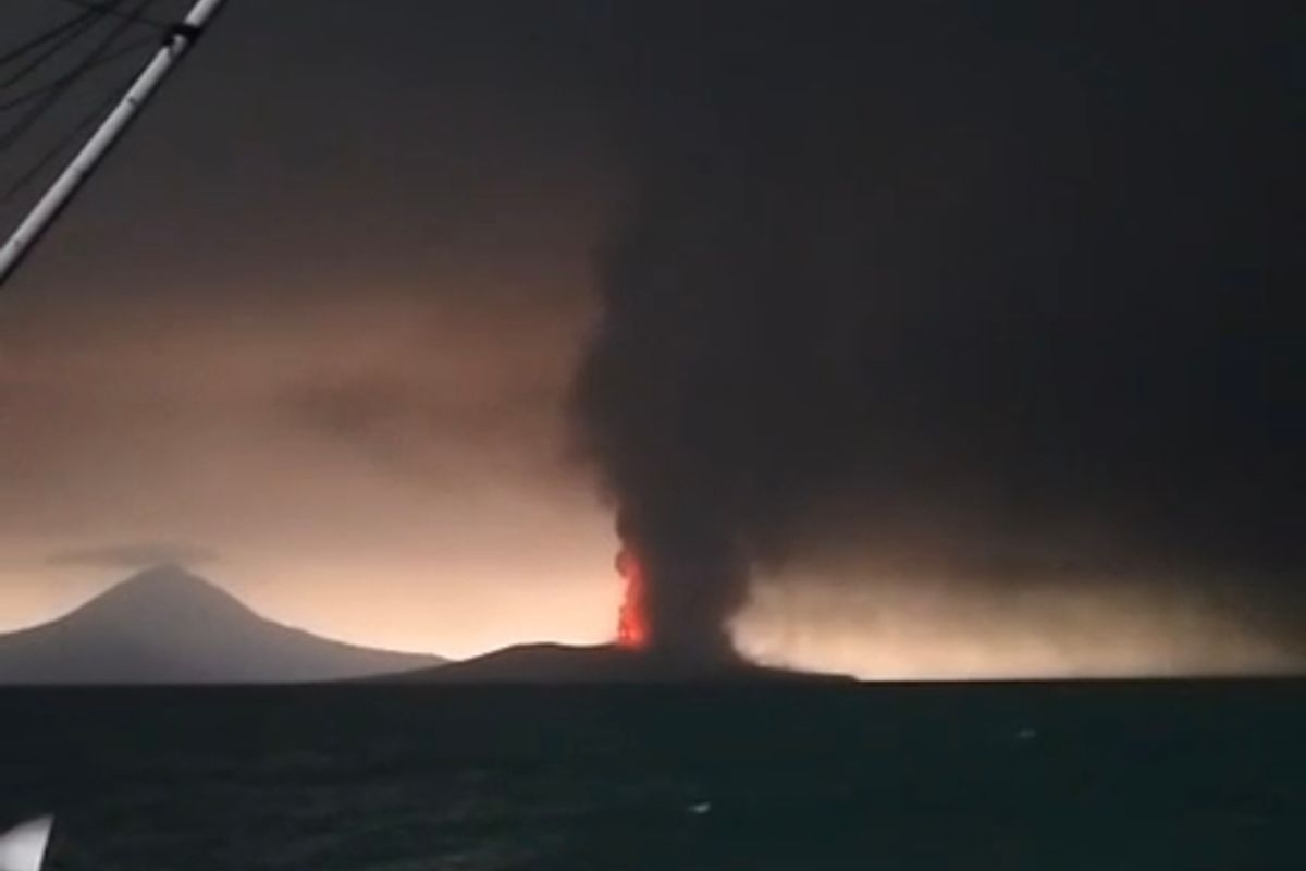 Bandar Lampung provides care for residents exposed to volcanic ash