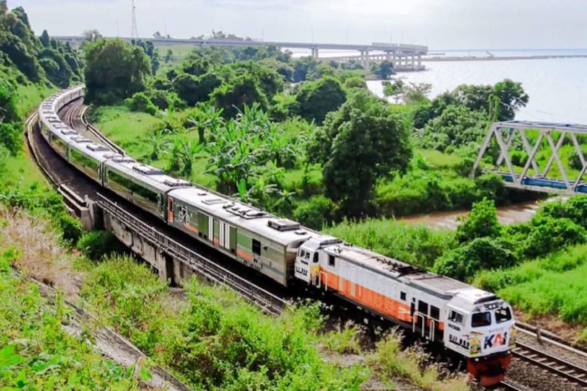 KAI: Train Operations Remain Safe Despite Mount Anak Krakatau Eruption