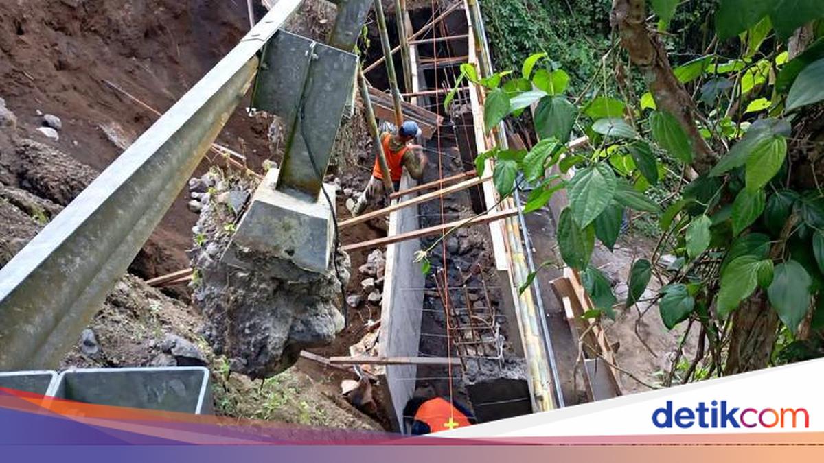 Collapsed Getakan-Bakas Road in Klungkung Begins Repairs