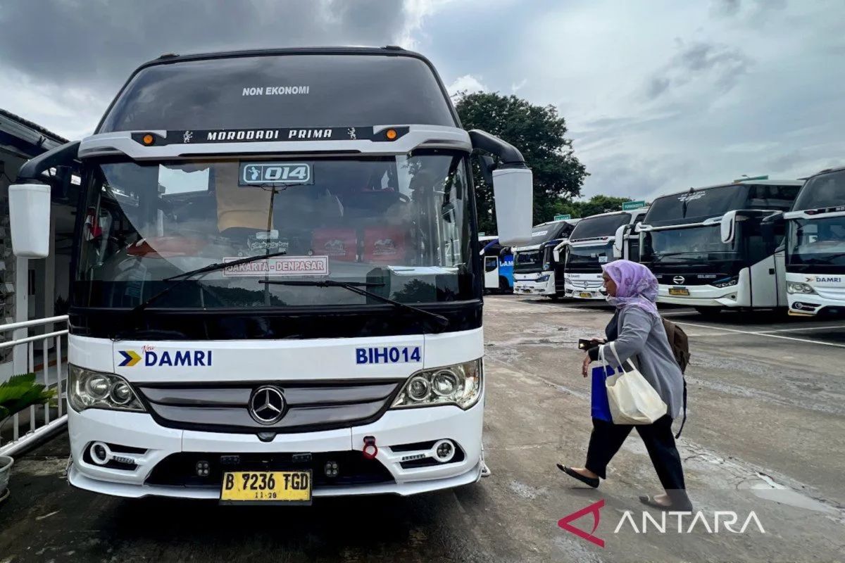 DAMRI continues operations following authority directives