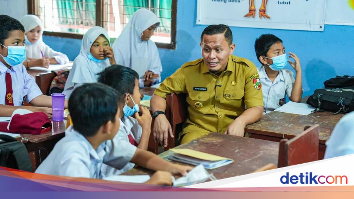 Pekanbaru Government Implements Two-Day Distance Learning for Kindergarten to Junior High School to Prevent Forest Fire Impacts