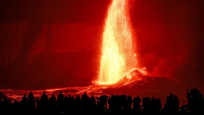 20 Countries with the Most Volcanoes in the World: US Number 1, Where Does Indonesia Rank?