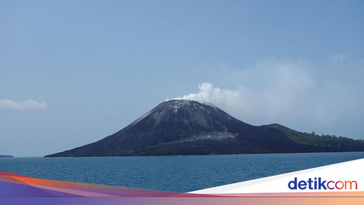 Is Mount Anak Krakatau Still Erupting? Here Is Its Latest Activity