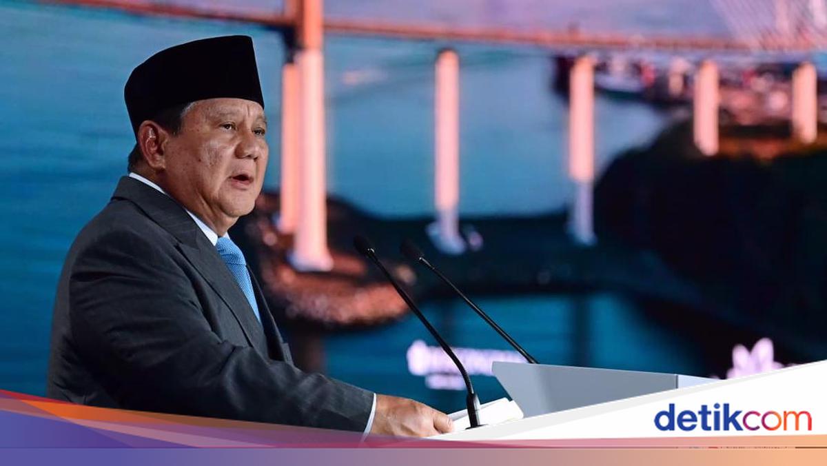 Prabowo Prepares Indonesia's First Aircraft Carrier to Support Disaster Response