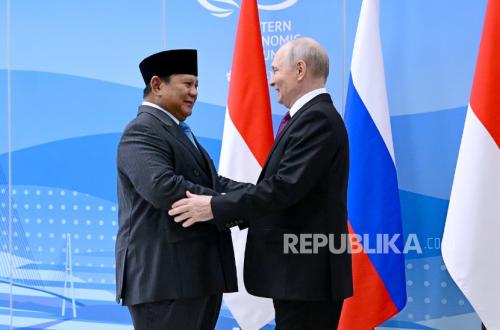 Qodari: Prabowo Ensures Domestic Issues Are Handled Before Going Abroad