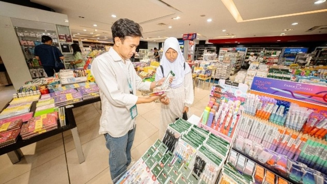 Boosting Public Literacy and Environmental Awareness: Prudential Syariah's Strategy