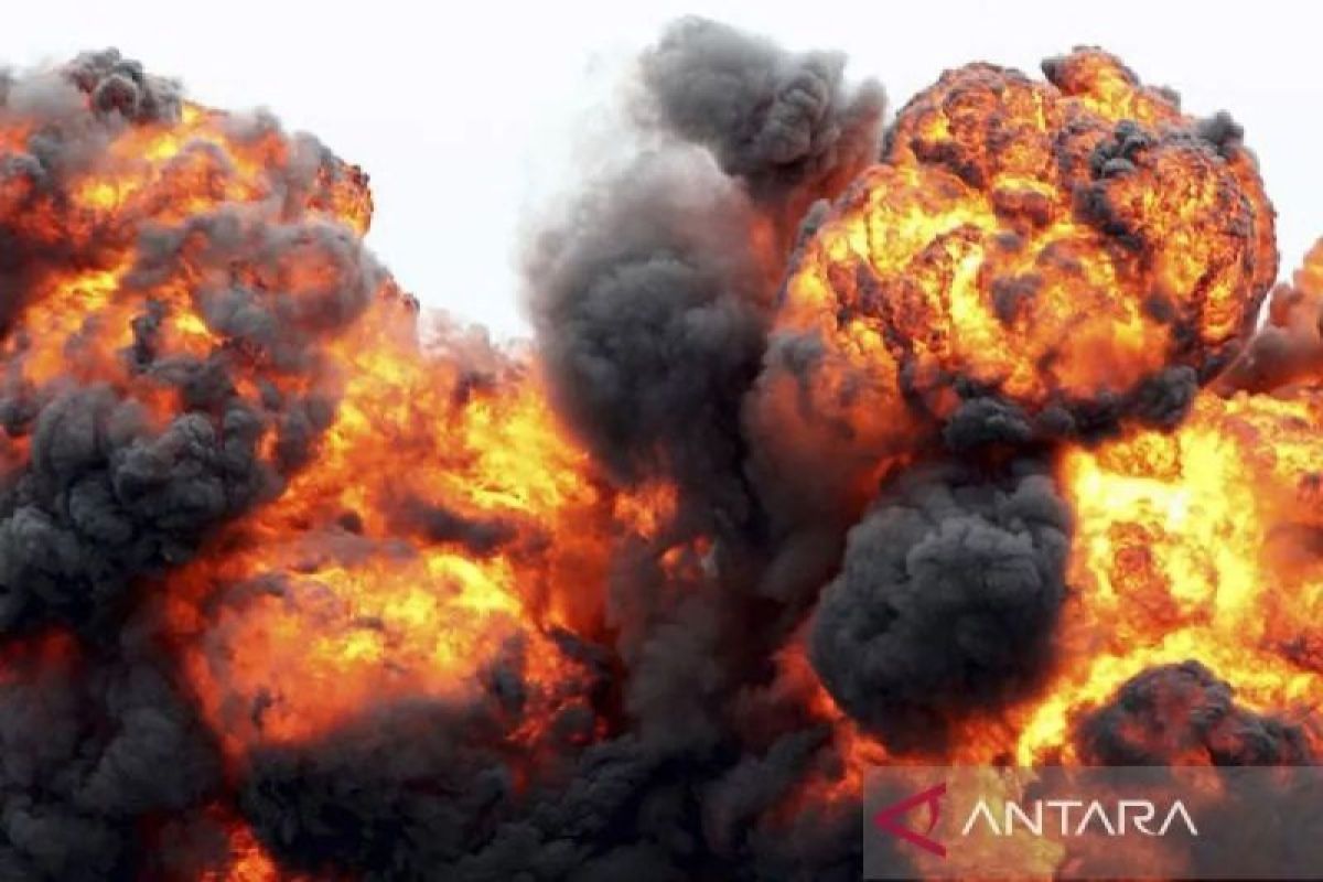 Mexico firework warehouse explosion kills 10, injures 81