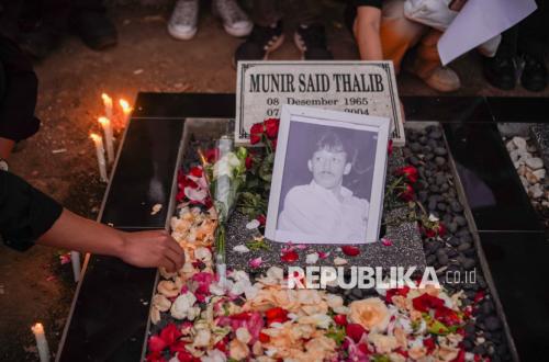 Commemorating 22 Years Since Munir's Death, Activists Hold Action to 'Keep Memory Alive and Refuse to Forget'