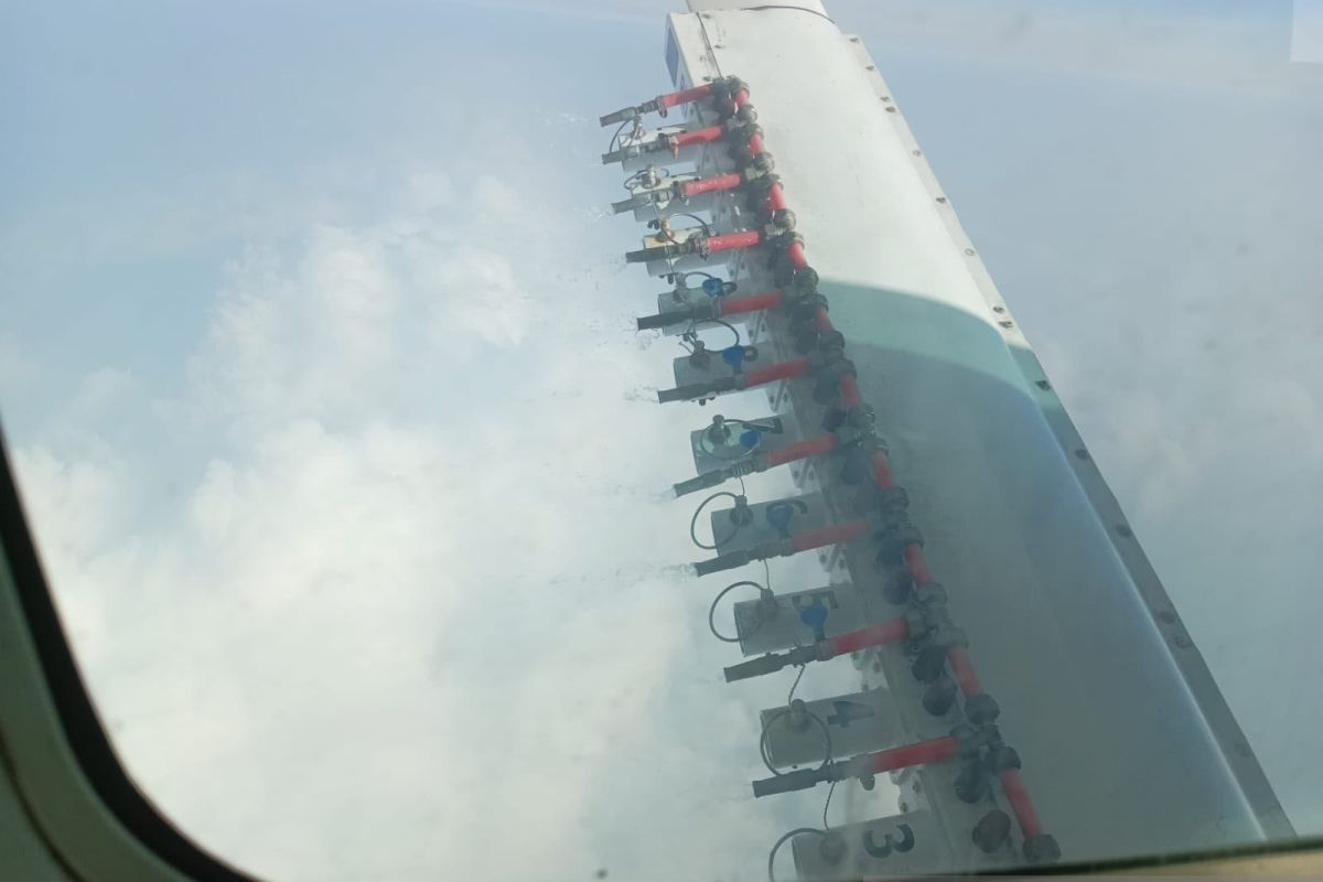 BNPB: Weather Modification Operation in Central Java Extinguishes Wildfires and Clears Krakatau Volcanic Ash